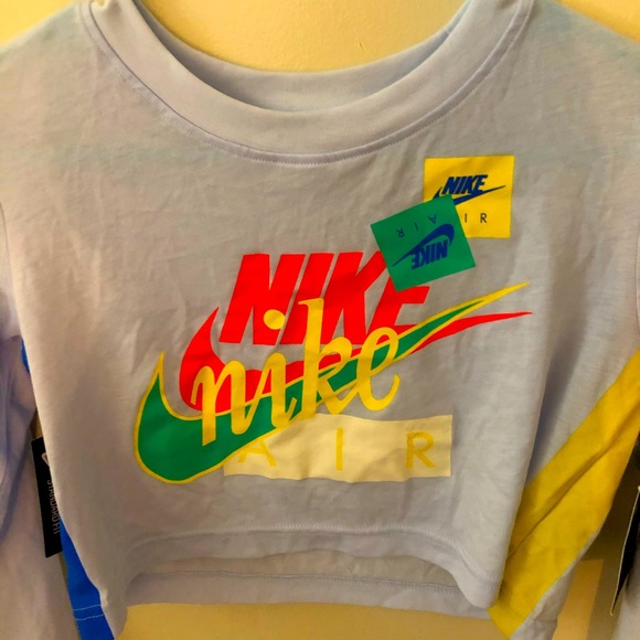 Nike Tops - Nike crop top